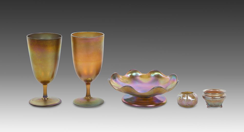 Lot 274: Louis Comfort Tiffany Favrile Glass Assortment