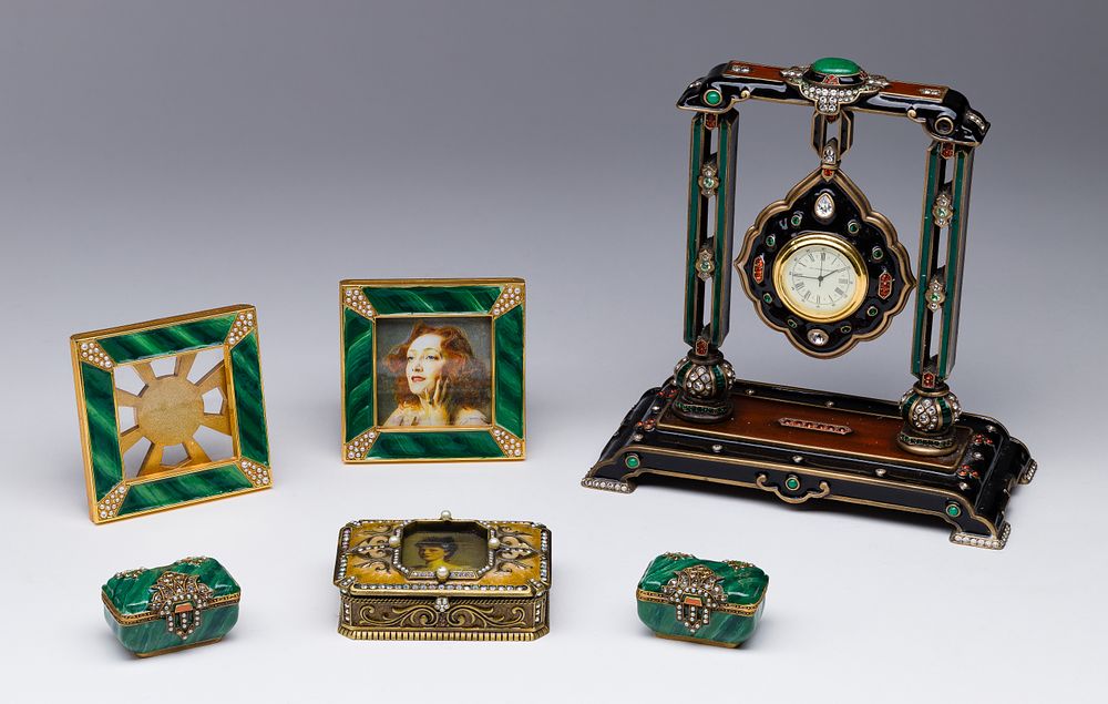 Lot 304: Jay Strongwater Assortment
