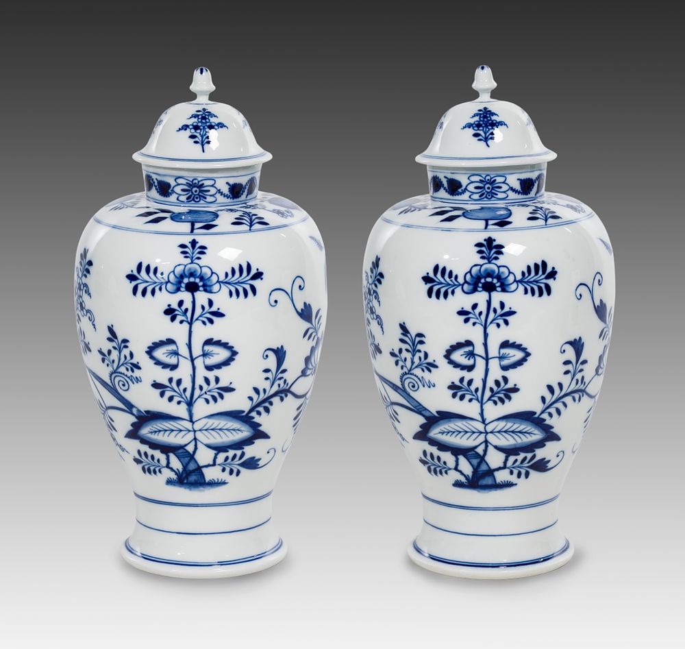 Lot 229: Meissen Blue and White Porcelain Lidded Urns