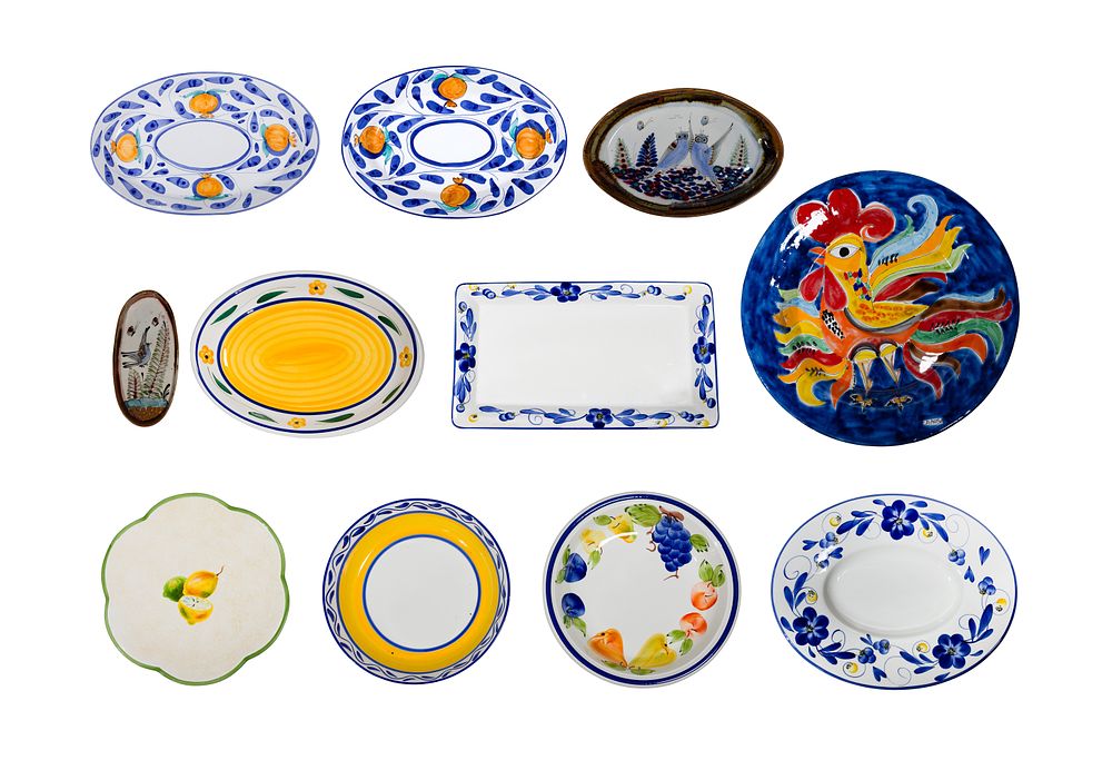 Lot 231: Italian Pottery Dish Assortment