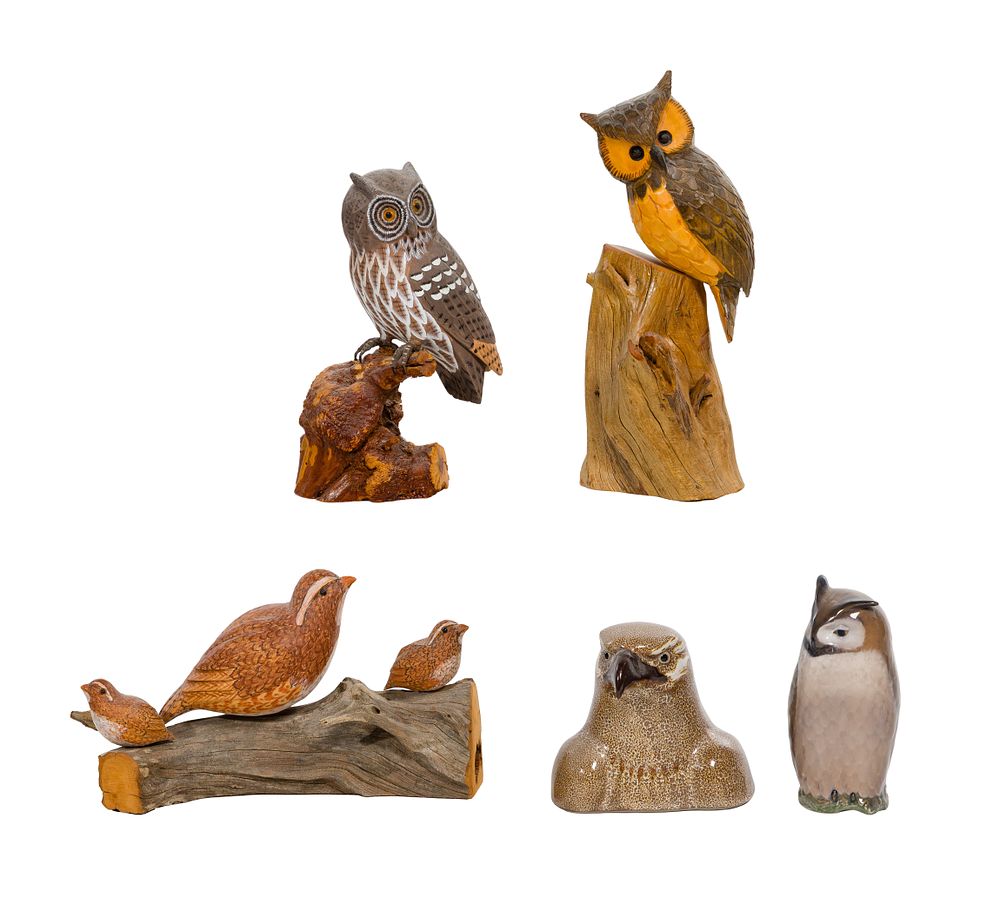 Lot 249: Decorative Bird Figurine Assortment