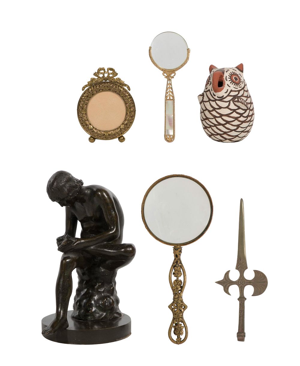 Lot 253: Decorative Object Assortment