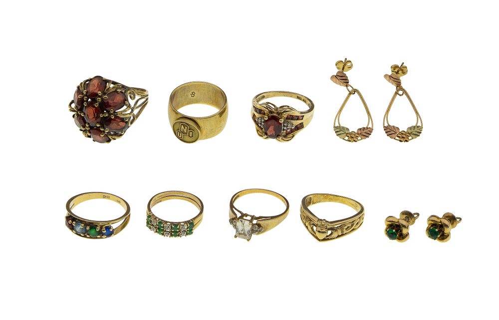 Lot 335: 10k Yellow Gold Jewelry Assortment