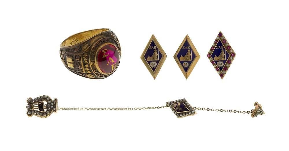Lot 340: 10k Yellow Gold Fraternal Jewelry Assortment