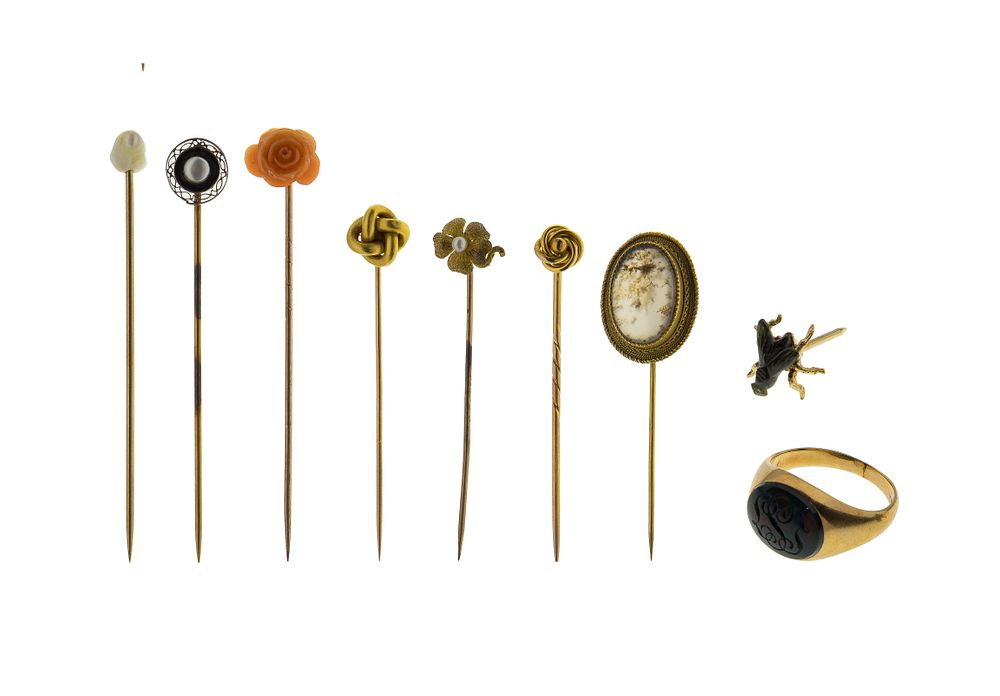 Lot 353: Mixed Gold Jewelry Assortment