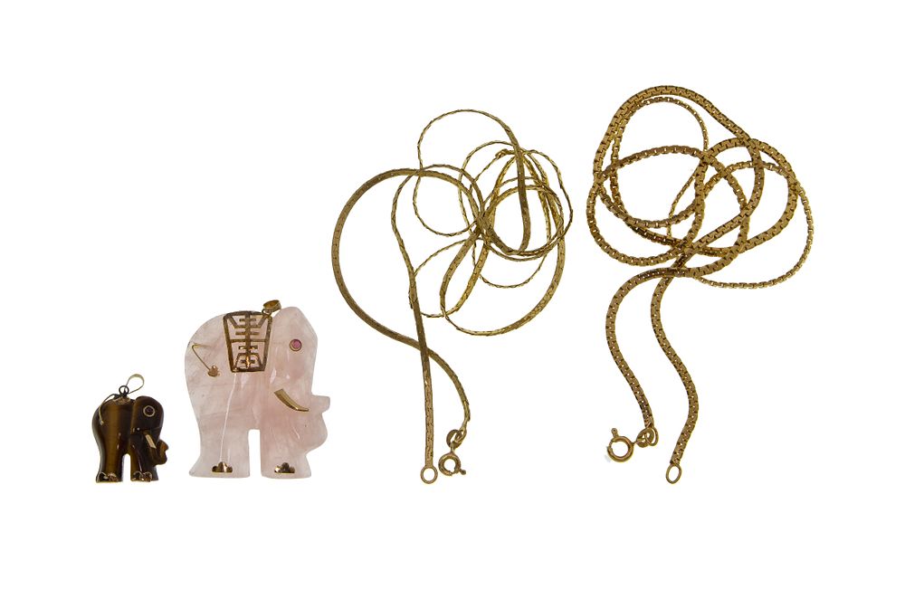 Lot 363: 14k Yellow Gold Necklace and Pendant Assortment