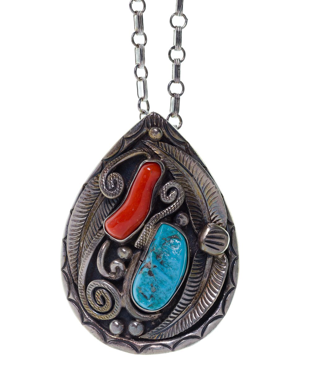 Lot 376: Jimmy Victor Begay Sterling Silver Pendant