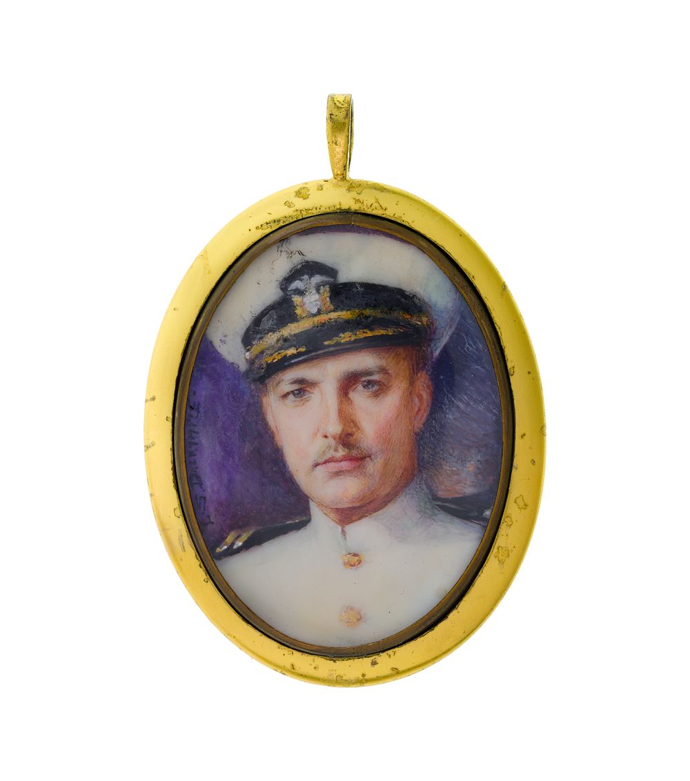 Lot 460: Naval Officer Portrait Miniature in Case