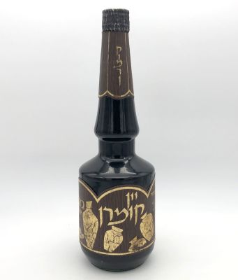 Kumran Wine - Hacormim. Israeli wine. Produced and bottled by Hacormim, Ma'ale Adumim 