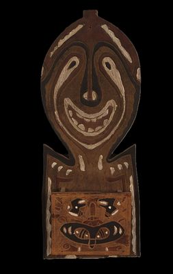 PNG Gopi Board Wall Pocket, Souvenir. Size: 17.5"H x 7"W x 2.5"D Condition: Shipping: There are 