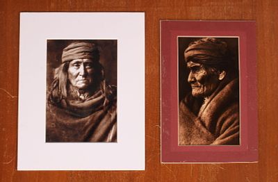 After Edward Curtis, Eskadi Apache, Geronimo. 2 Photos after Edward Curtis, Eskadi Apache. 