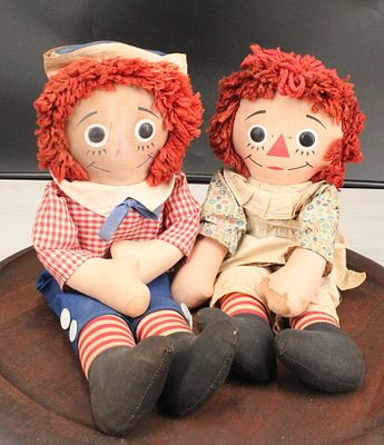 Vintage Raggedy Ann and Andy Dolls. Size: 18' Tall Condition: Shipping: There are several 