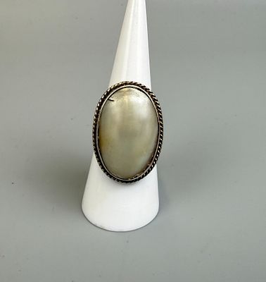 Silver Mother of Pearl Set Ring Approx. Size - M &frac12;
