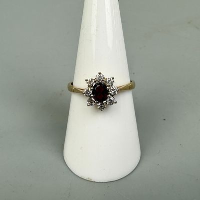 9ct Gold Stone Set Ring Approx. Size - P