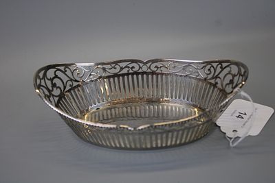 Dutch Silver Muffin Dish - Approx 105g