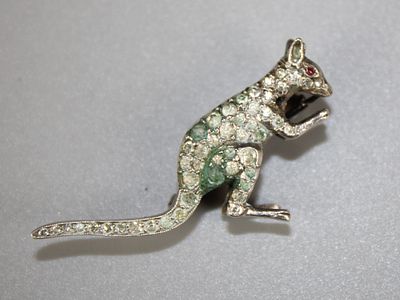 Antique Silver Kangaroo Brooch