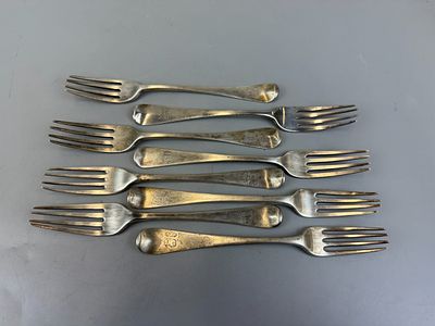 Set of 8 Hallmarked Silver Forks - Approx. W 495g