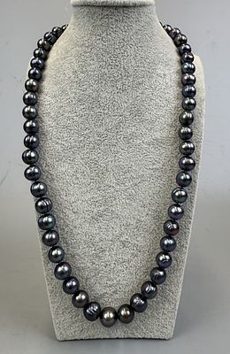 String of Grey Pearls with Silver Clasp