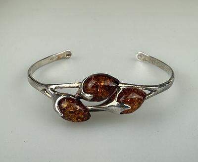 Silver Amber Set Bangle