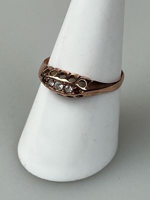 9ct Rose Gold Diamond &amp; Ruby Set Ring Size P - Approx 1.1g