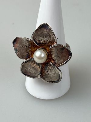 Silver Adjustable Flower Ring