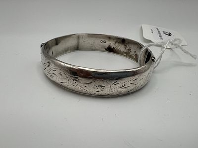 Hallmarked Silver Bangle - Approx 17g