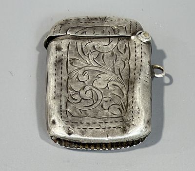 Silver Vesta Case Approx. W 11g
