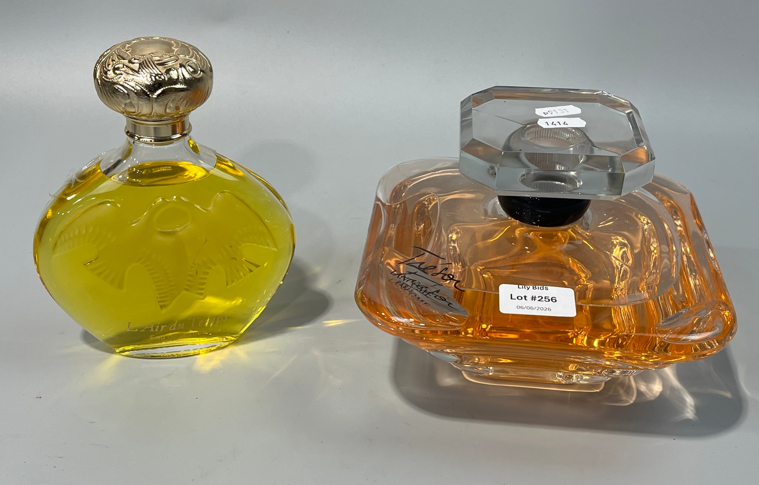 Lot 256