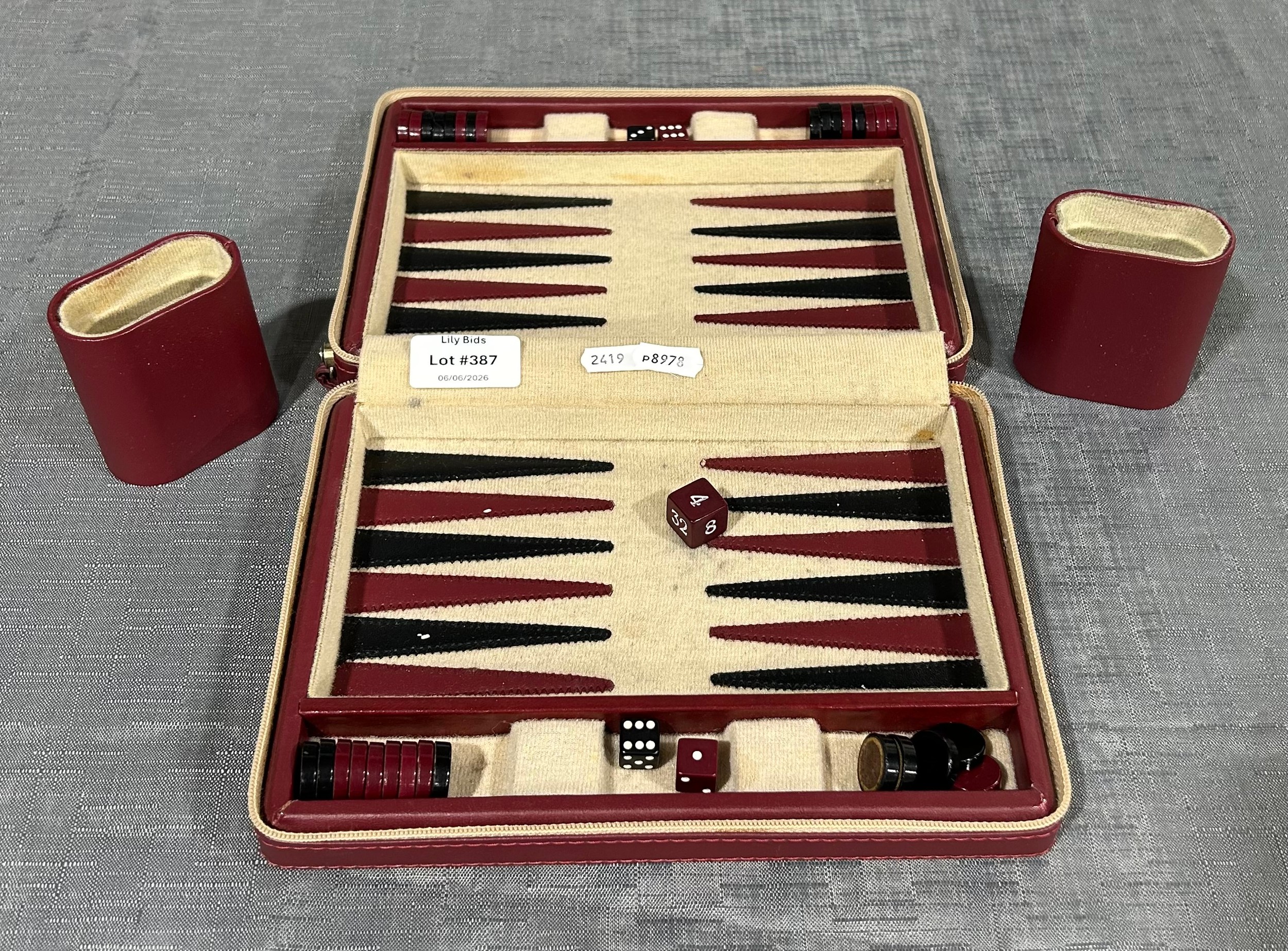 Lot 387