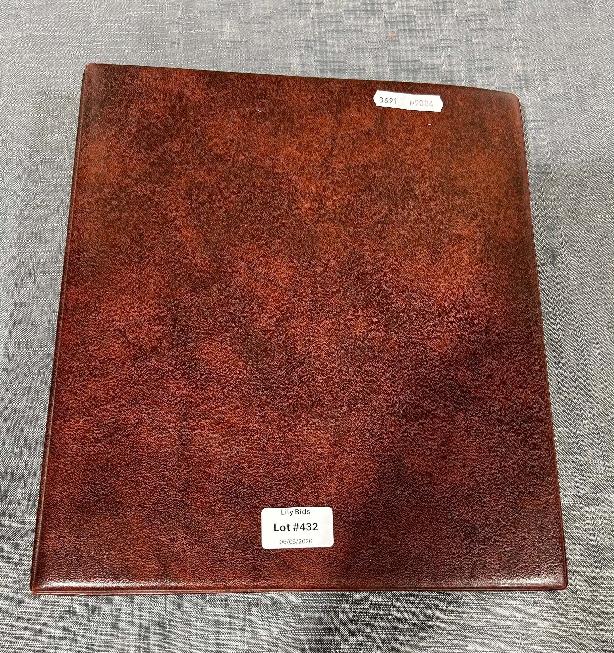 Lot 432
