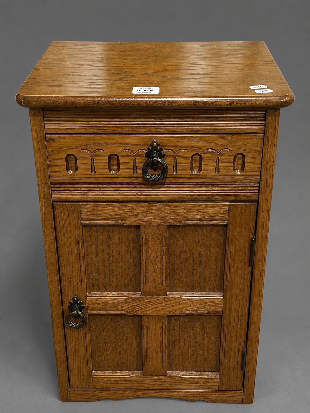 Lot 594