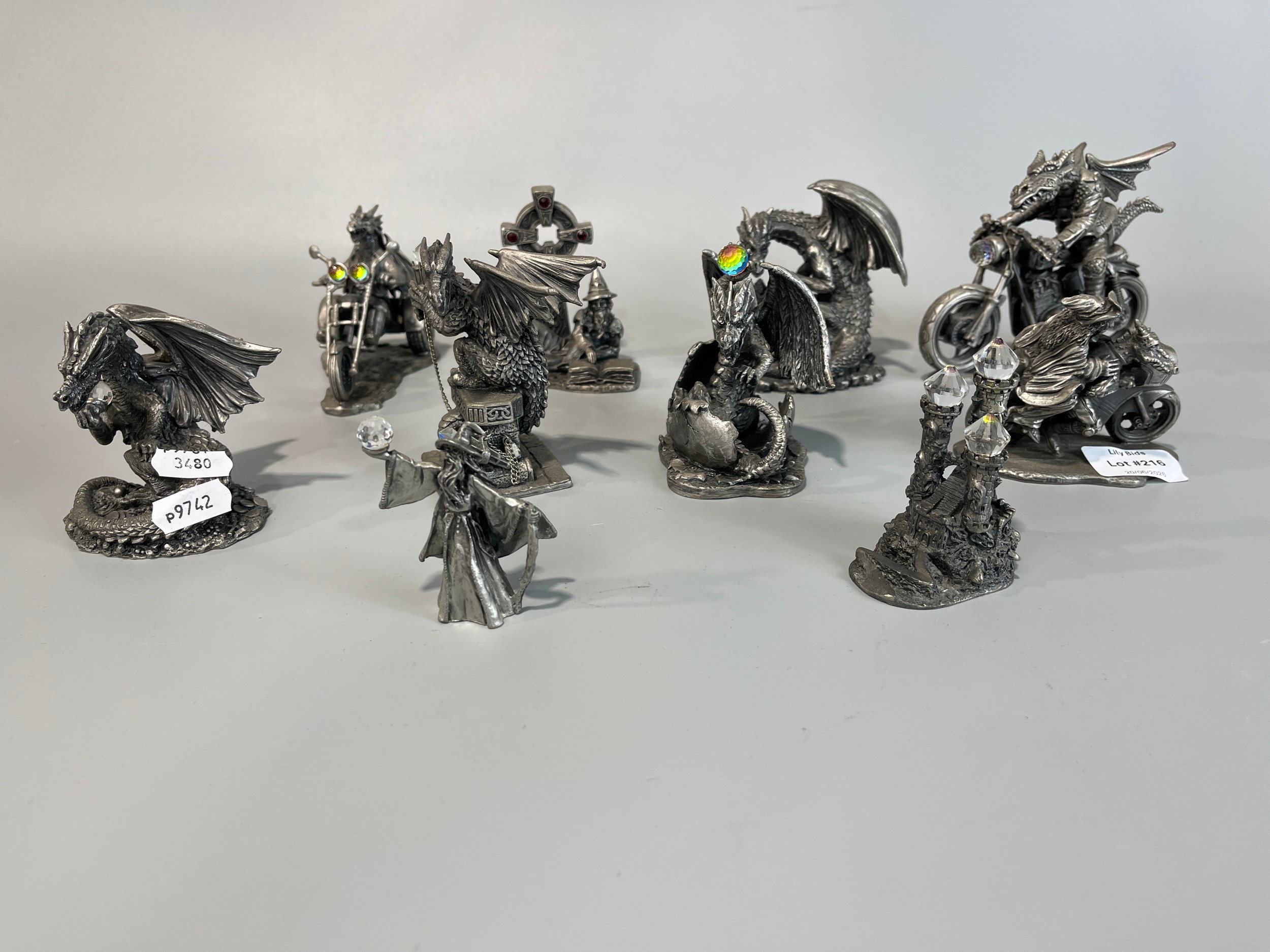 Lot 216