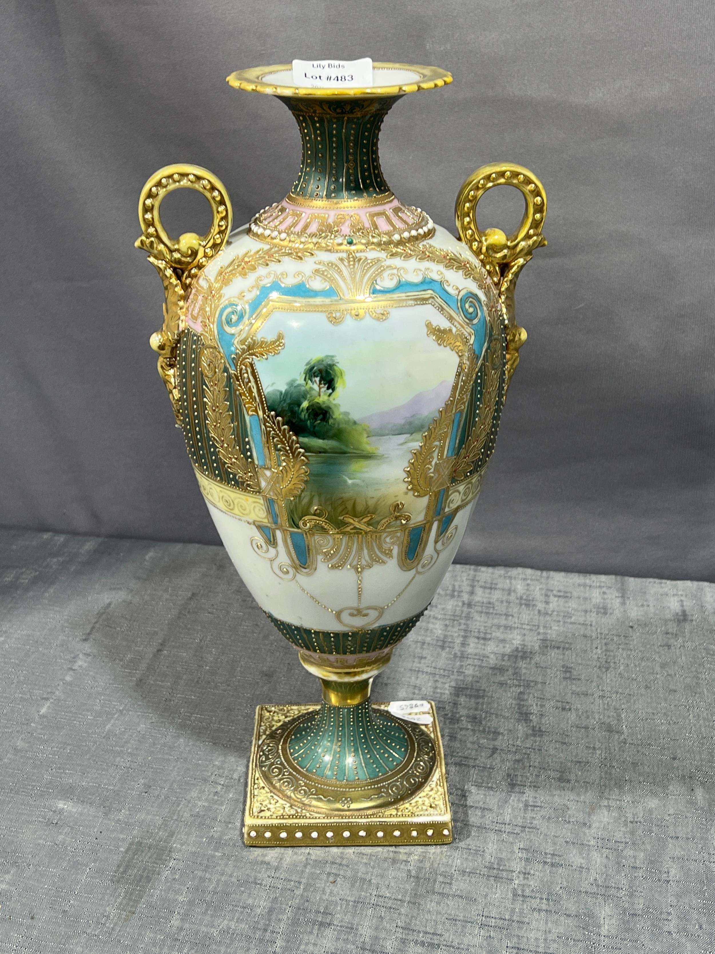 Lot 483