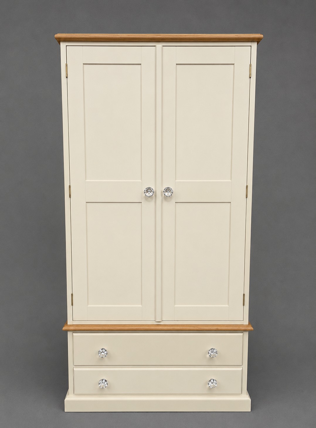 Lot 563