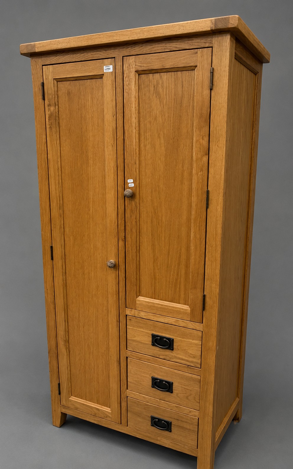 Lot 564