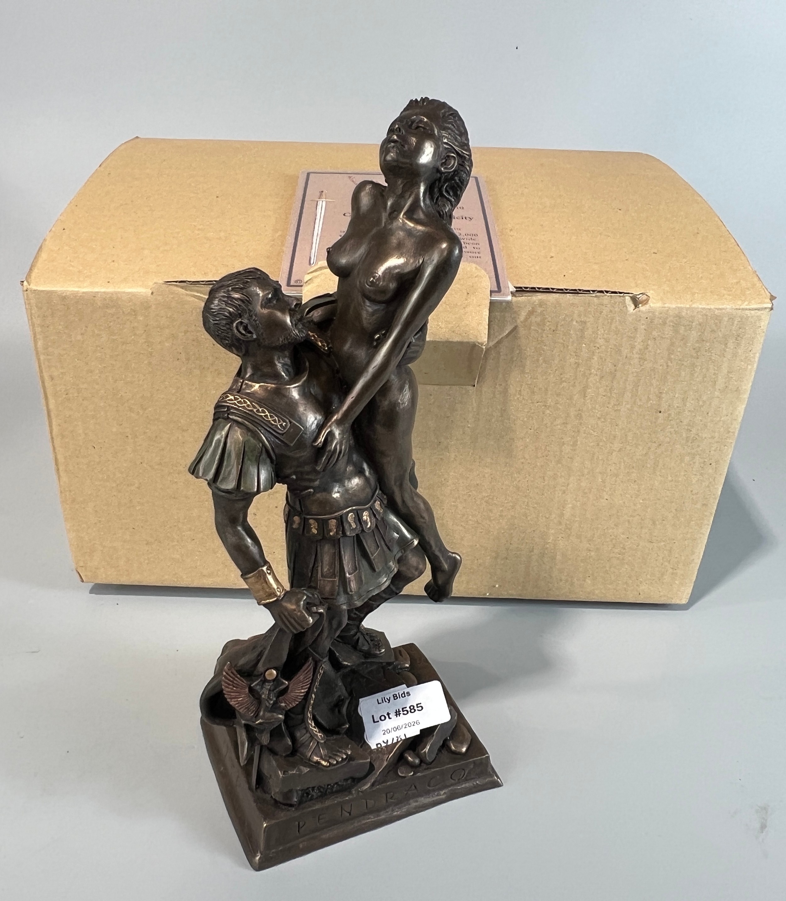 Lot 585