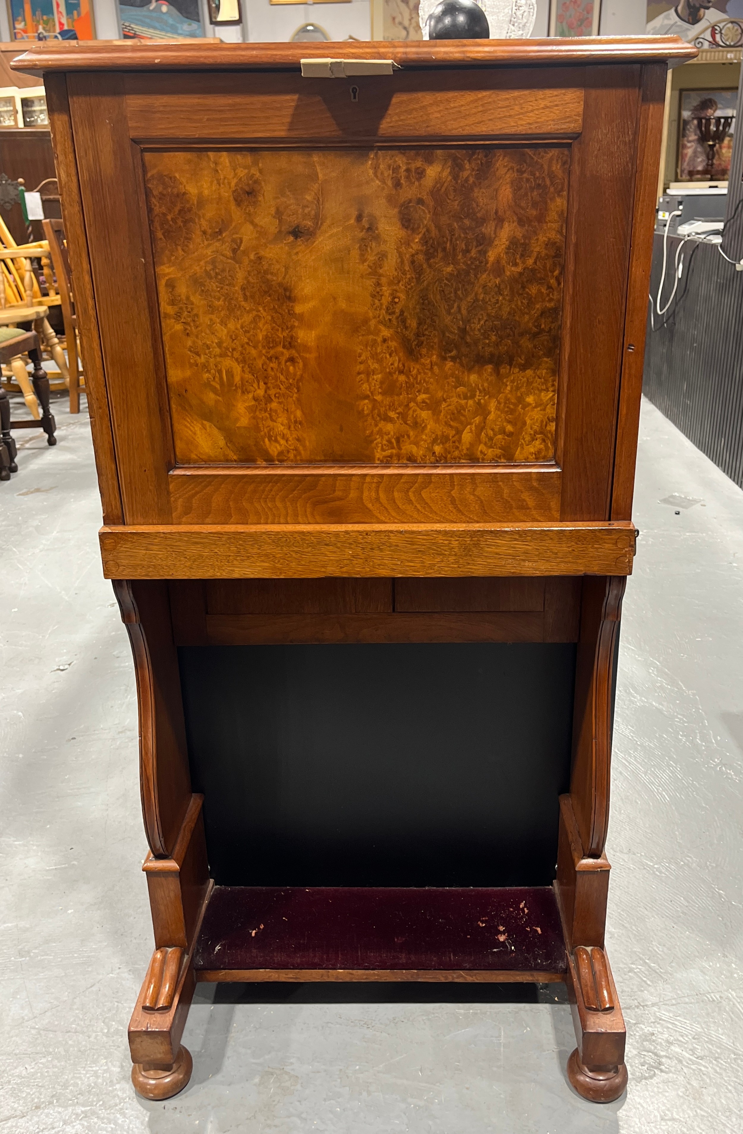 Lot 174