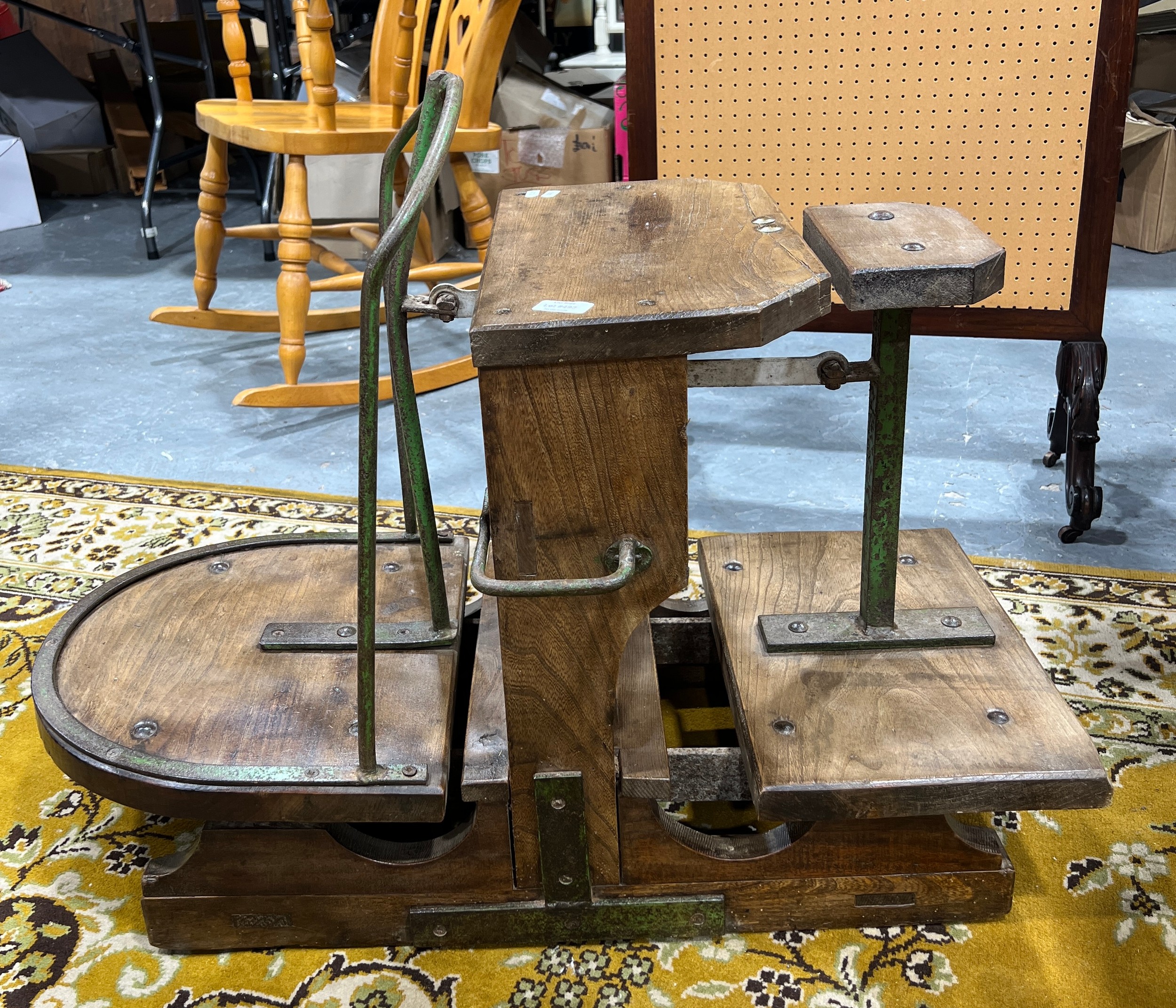 Lot 633