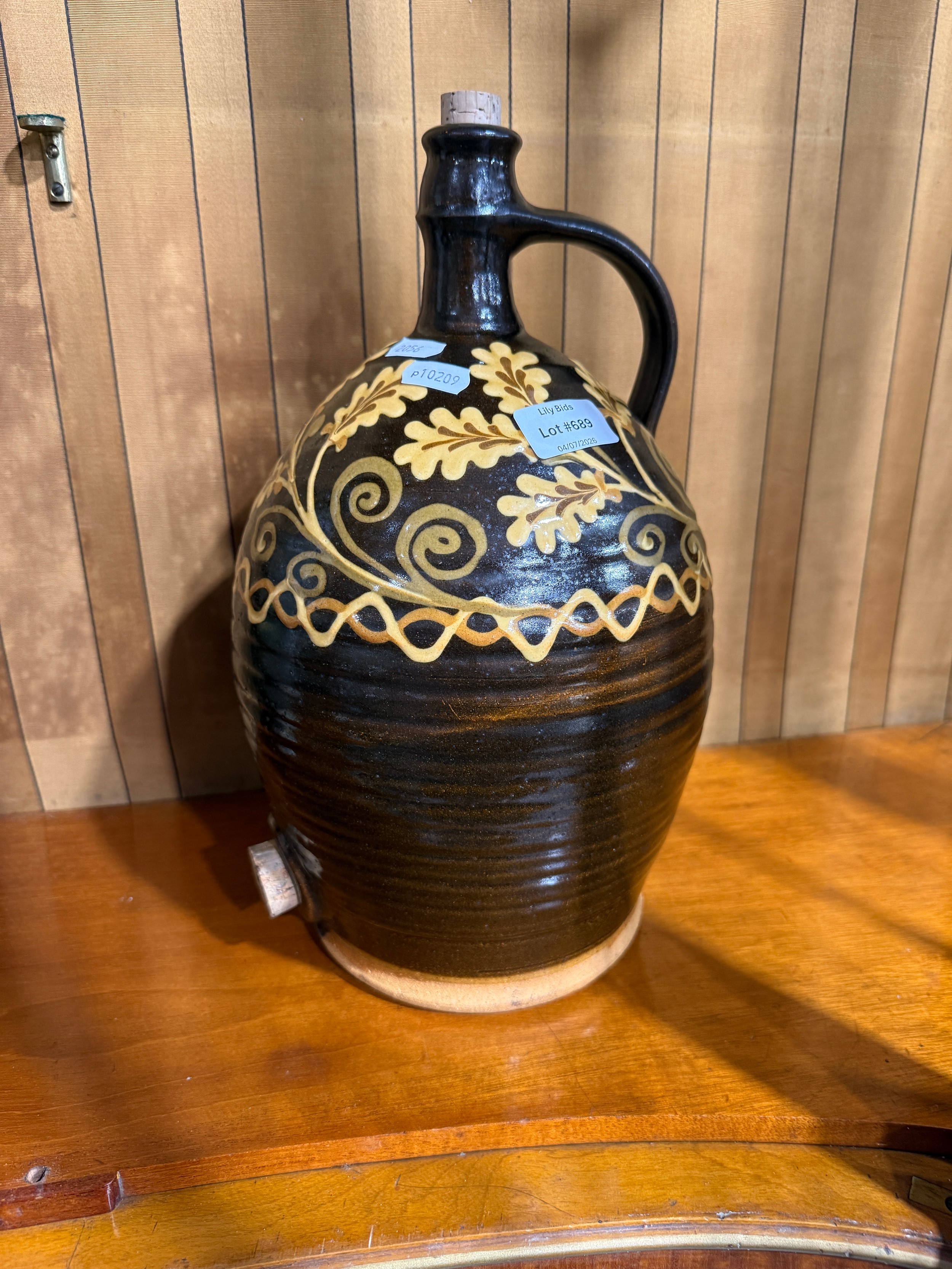 Lot 689