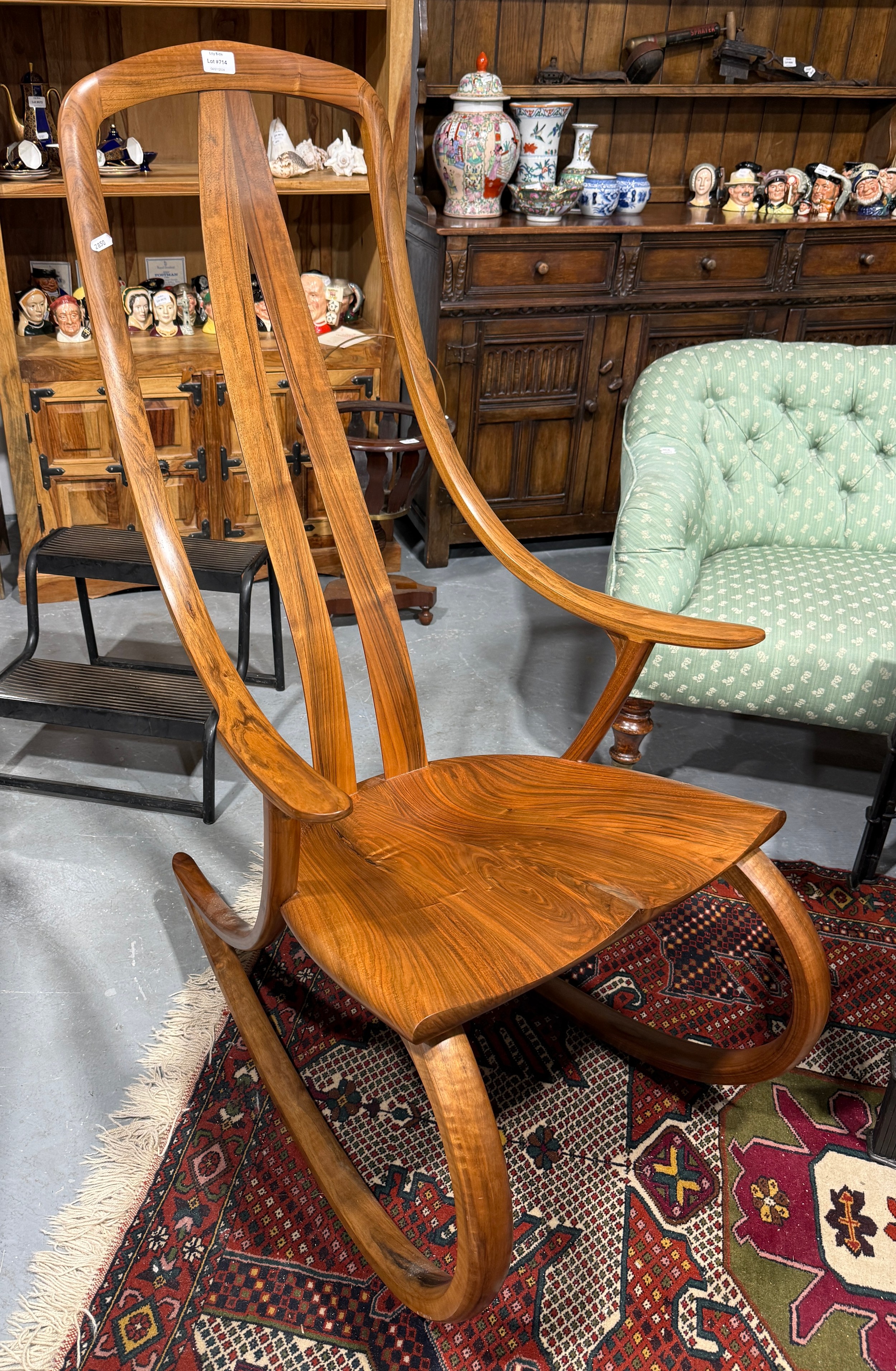 Lot 714