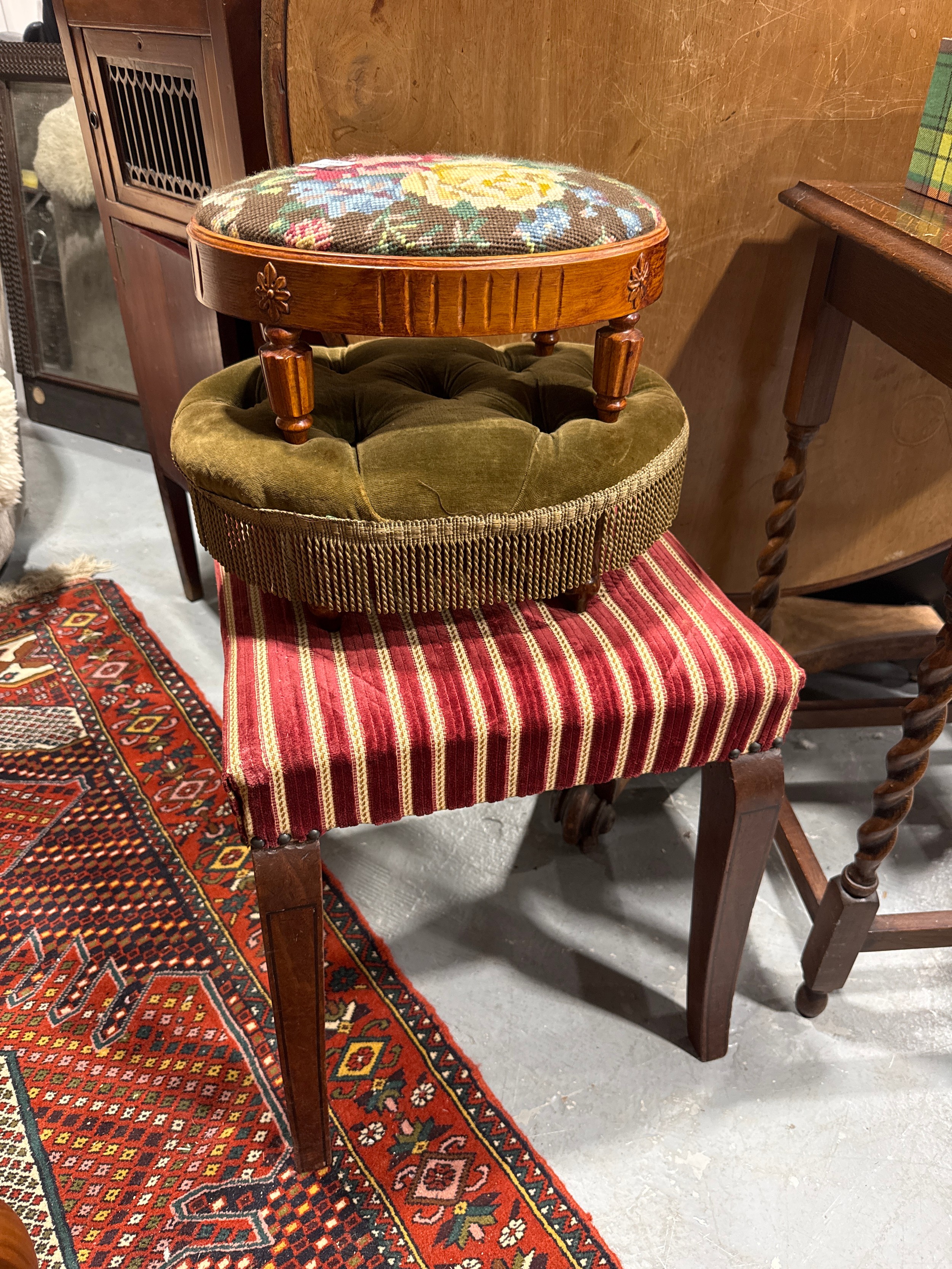 Lot 719