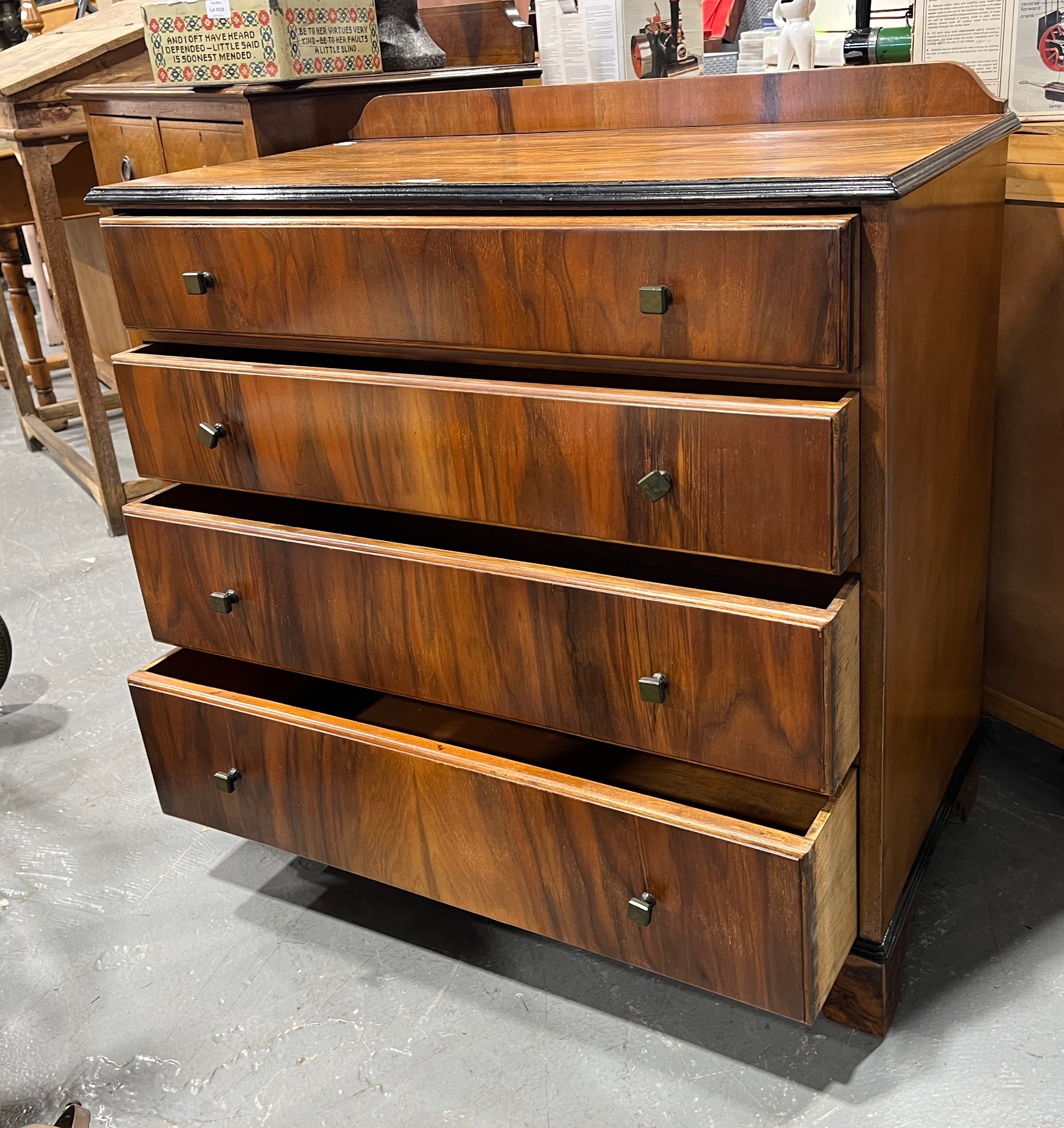 Lot 530