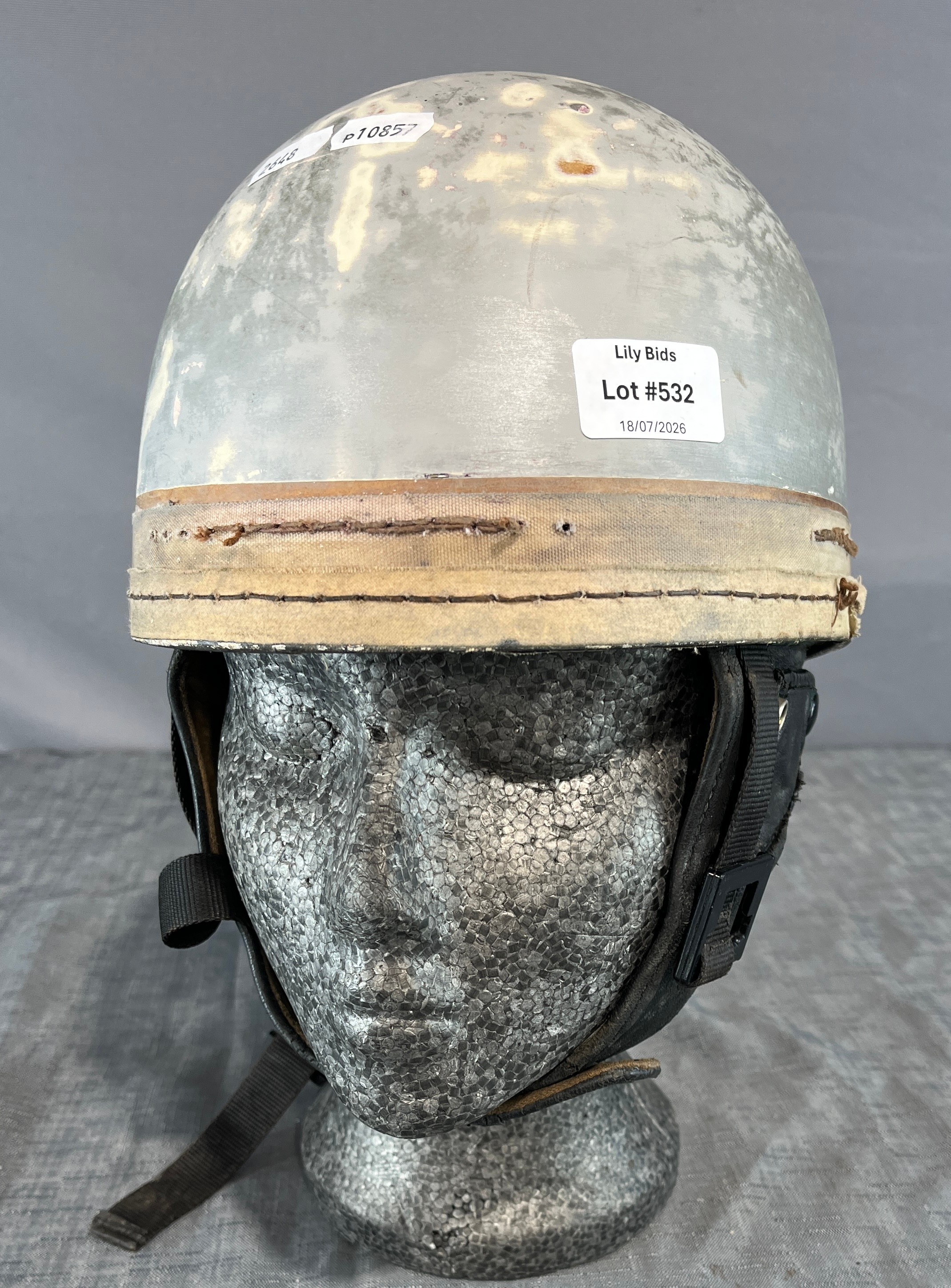 Lot 532