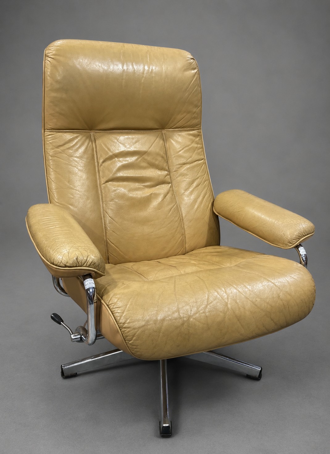 Lot 560