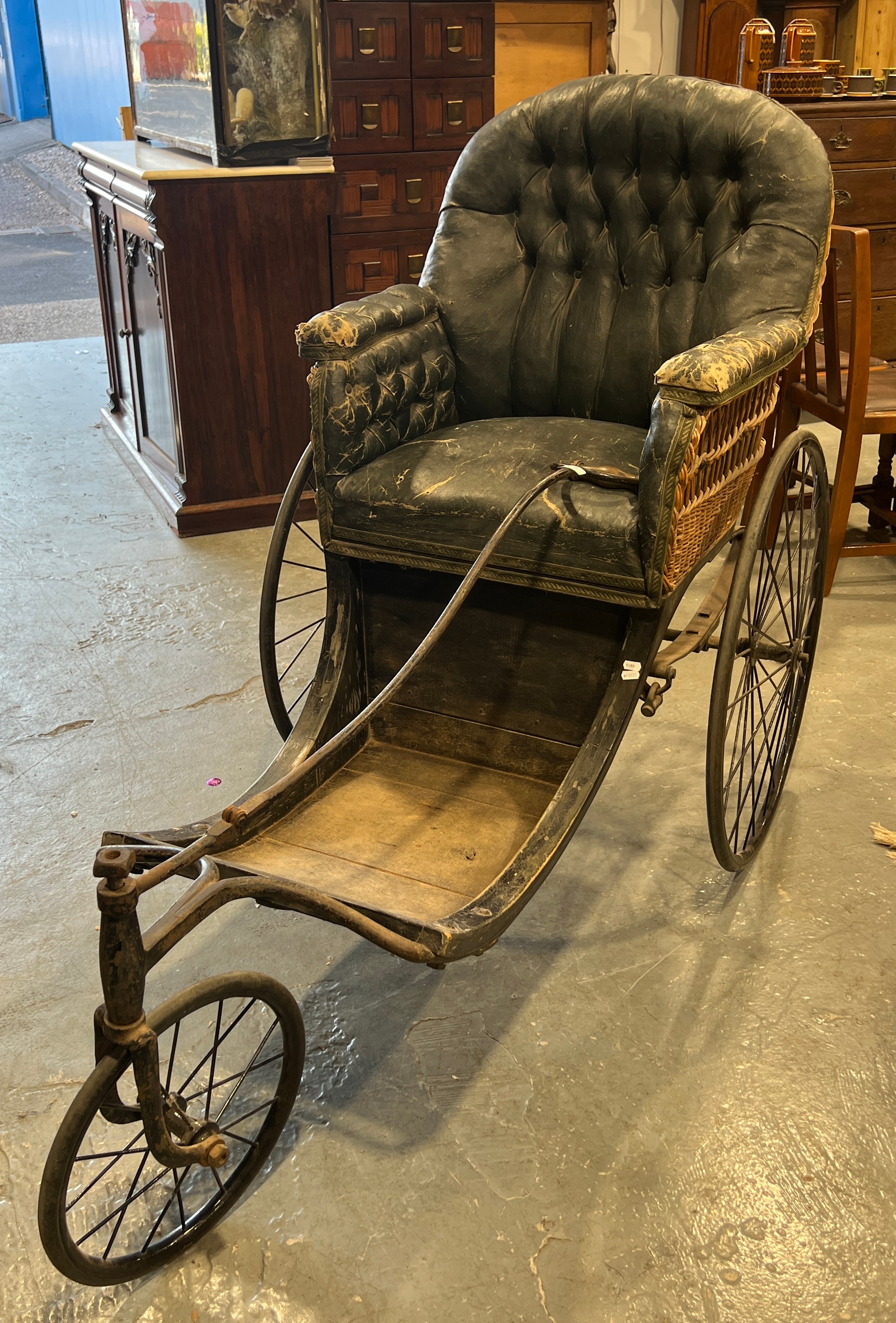 Lot 569
