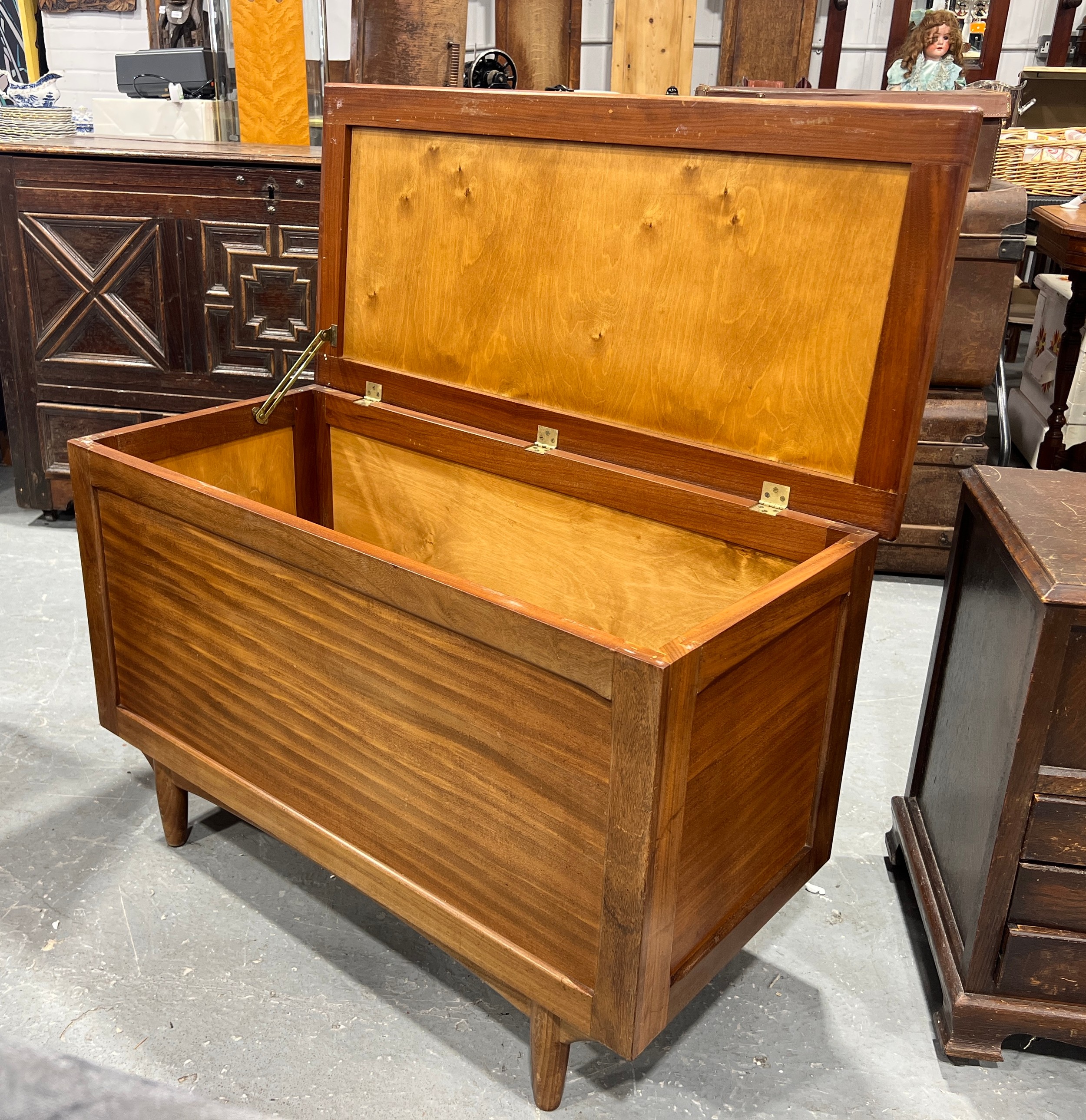 Lot 574