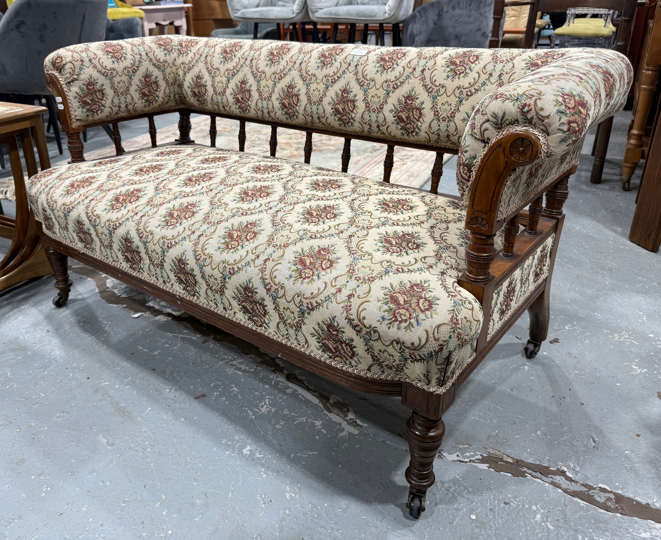 Lot 719