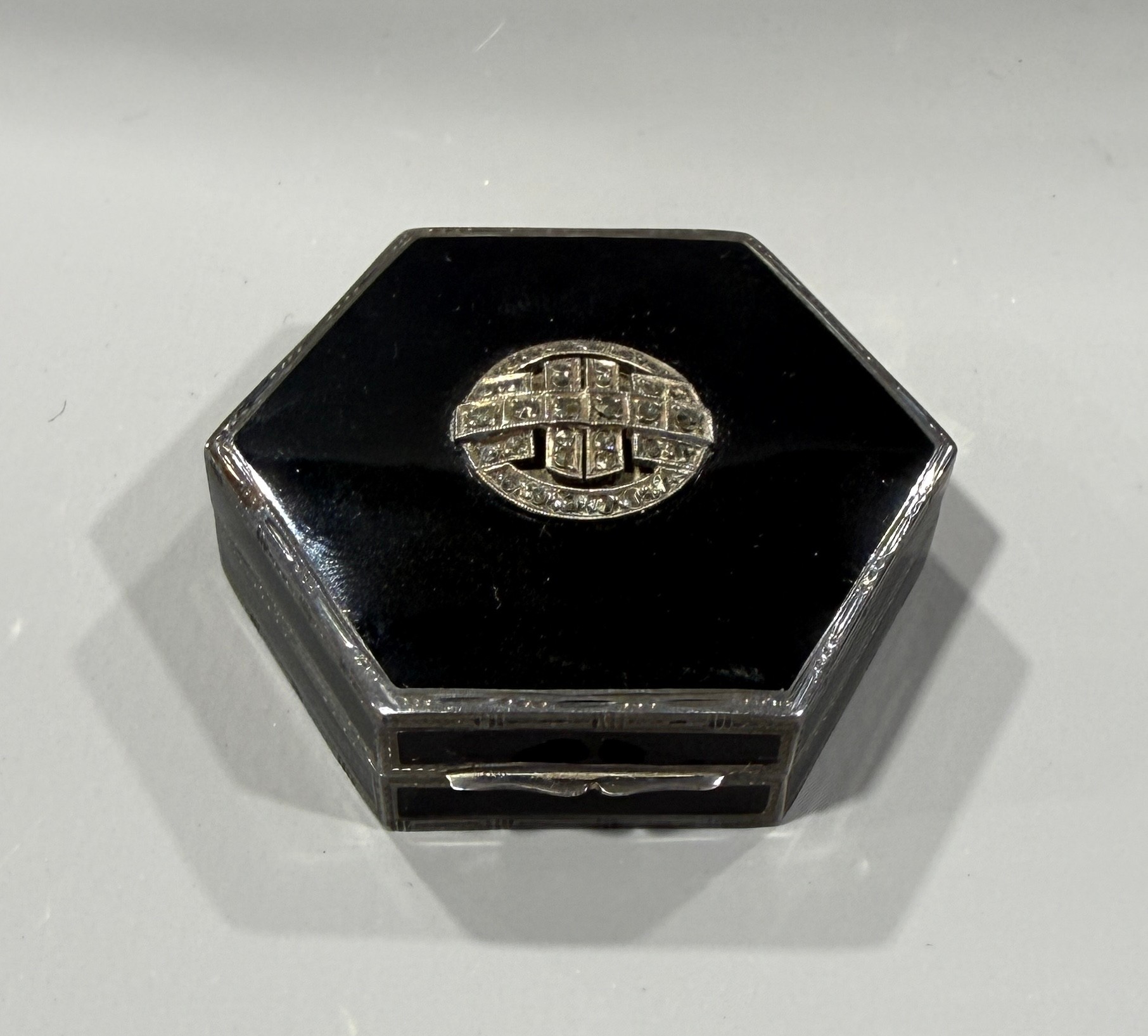 Lot 187