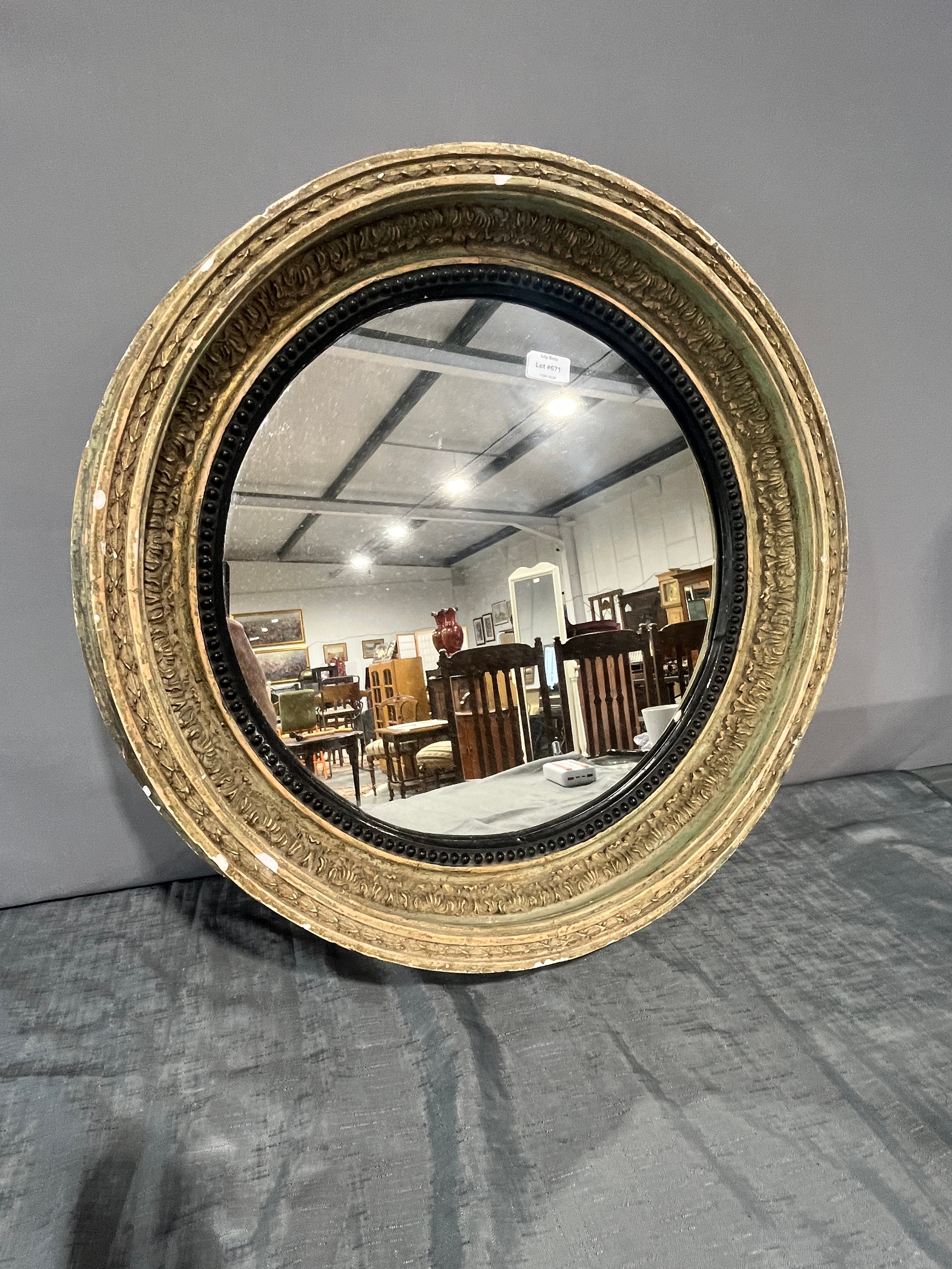 Lot 671
