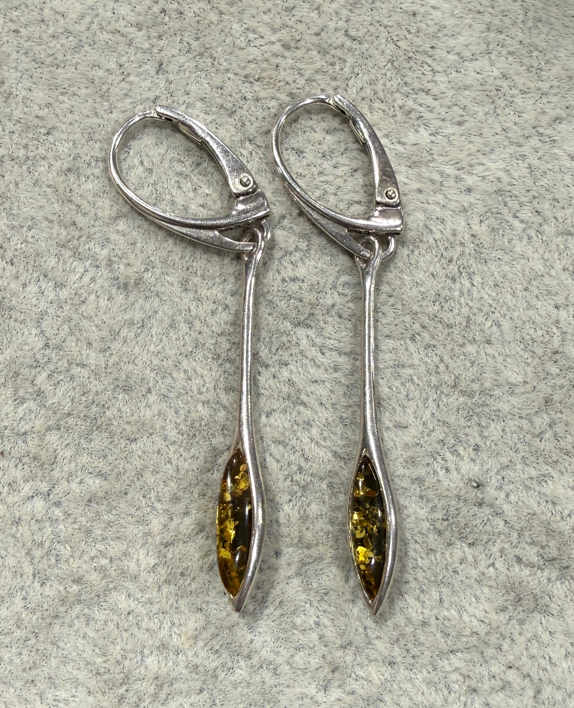 Lot 185